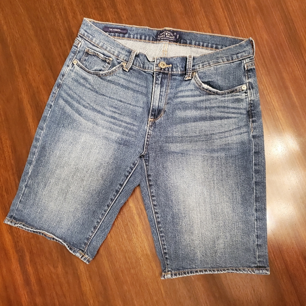 Lucky Brand Bermuda Shorts Size 8/29